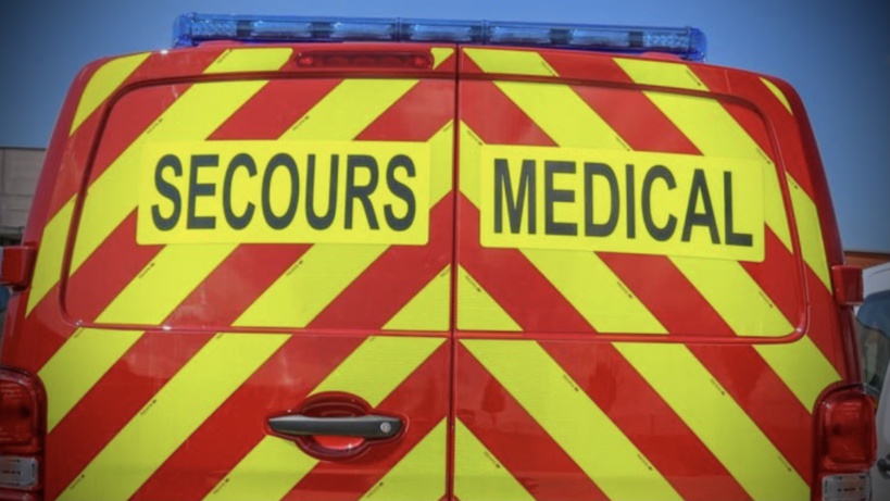 Les sapeurs-pompiers ont transporté la conductrice du bus légèrement blessé au CHU de Rouen - illustration