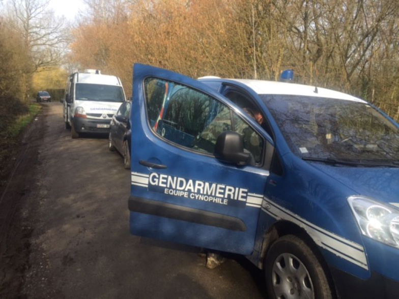 Une centaine de gendarmes ont participé avec des équipes spcialisées aux recherches de la petite fille disparue et de son beau-père. Ce dernier a été interpellé dans un bois à proximité de sa voiture après une nuit de traque -  Illustration © Gendarmerie/Facebook