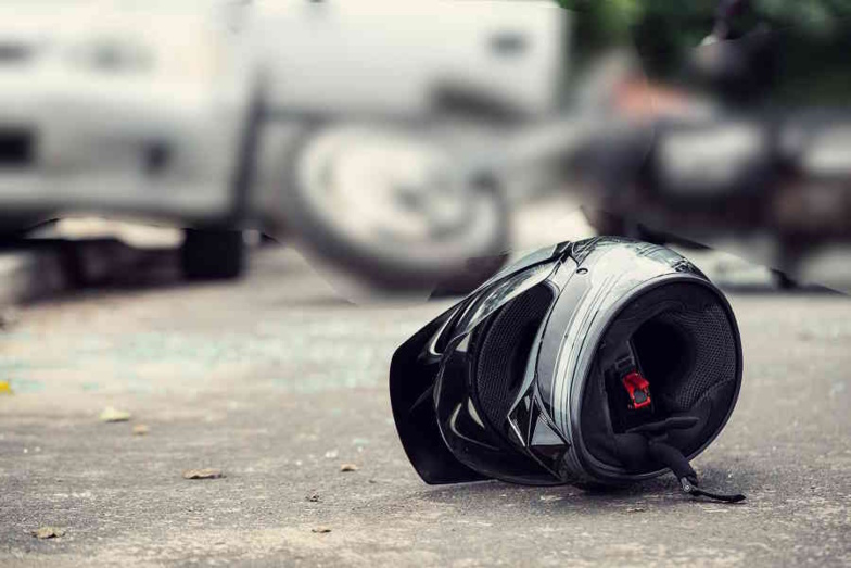 Eure. Accident de moto route de Conches-en-Ouche à Sainte-Marthe, le pilote est grièvement blessé