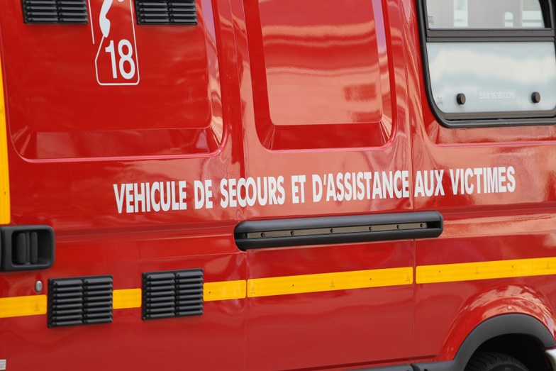 Les deux blessés ont été transportés par les sapeurs-pompiers vers l'hôpital de Vernon - Illustration © Adobe Stock