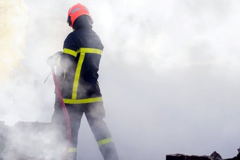 Le sinistre a été circonscrit au moyen d'une lance à incendie - Illustration