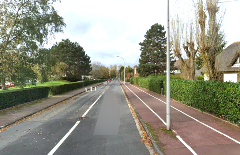 Le sexagénaire a été découvert derrière une haie, rue du Pays de Caux à Mont-Saint-Aignan - Illustration Google Maps