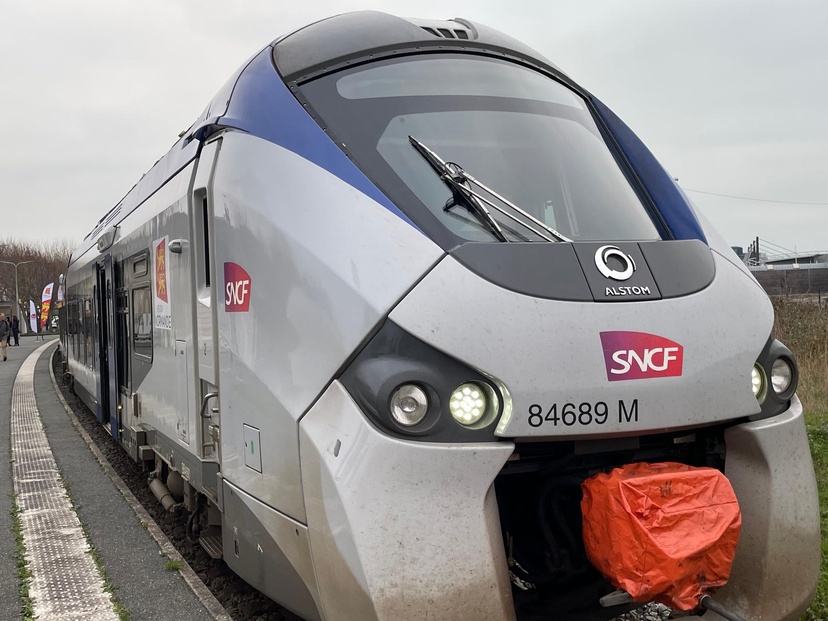 Les trains ms en service pourront fonctionner à la fois à l’électricité et au diesel, - Photo Région Normandie