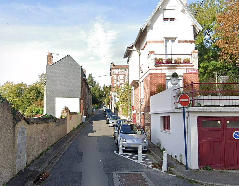 L'effondrement a eu lieu dans une maison individuelle de la rue Roger-Gobbé à Bois-Guillaume - Illustration Google Maps