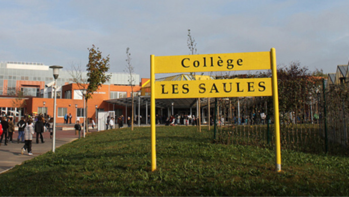 La rixe s'est déroulée devant le collège (illustration)