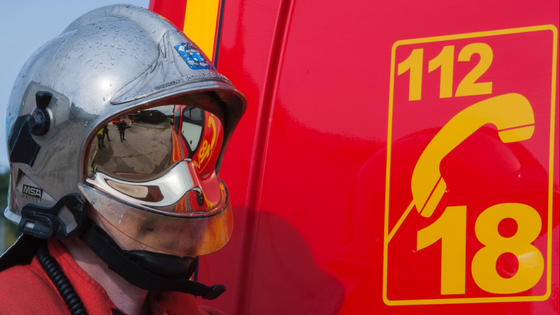 Les sapeurs-pompiers ont utilisé un lasso pour récupérer l’agneau - illustration