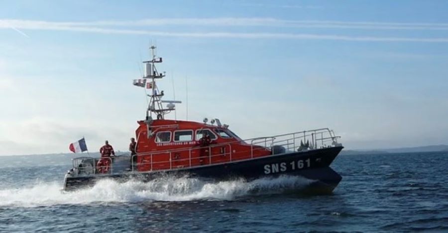 La canot président Pierre Huby de la SNSM du Havre a participé aux opérations de secours  ce matin à Honfleur - Photo © Prémar