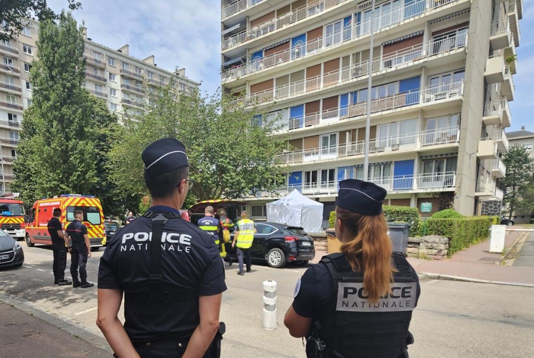 Un périmètre de sécurité par les services de police le temps de l'intervention des sapeurs-pompiers et du SMUR - Photo DR