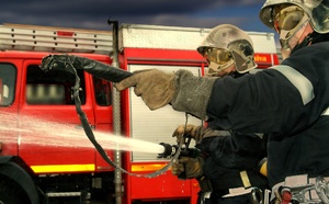 Un appartement partiellement détruit par un incendie ce soir à Rouen 