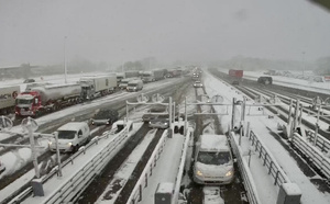 Routes glissantes, transports scolaires interdits : l'Eure et la Seine-Maritime sous la neige 