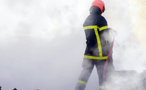 Les sapeurs-pompiers mobilisés pour un feu dans une tour de 10 étages sur les Hauts-de-Rouen 