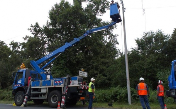 Les derniers foyers privés d'électricité en Normandie seront réalimentés mardi matin