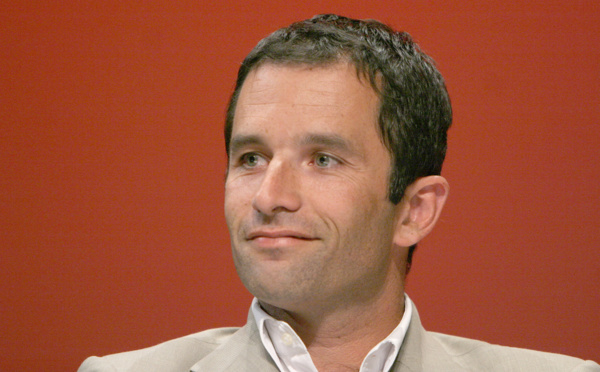 Economie positive : Benoit Hamon au Havre pour citer en exemple l'entreprise HISA