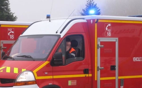 Sa voiture s'écrase contre un arbre : une Yainvillaise de 56 ans tuée sur le coup