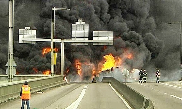 Incendie du pont Mathilde : le chauffeur du camion citerne devant ses juges ce vendredi