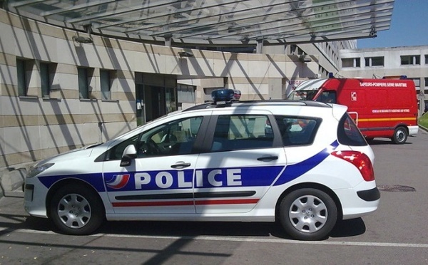 Coup de folie à Elbeuf : il frappe à la gorge sa mère et son frère avec un couteau de cuisine