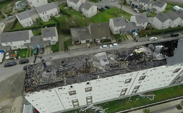 70 pompiers mobilisés pour combattre un incendie à Fécamp : une centaine de locataires évacués