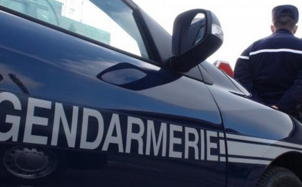 Deux gendarmes blessés par un père de famille qui battait sa compagne, près de Duclair