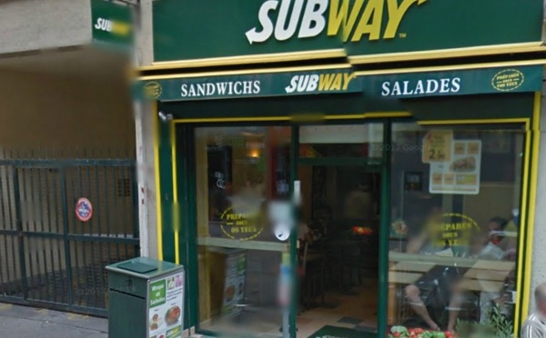 L'inconnu en jogging se fait remettre la recette du restaurant Subway à Rouen