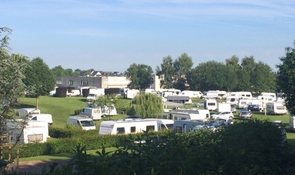 Contrôles d'identité dans un camp improvisé des gens du voyage à Mesnil-Esnard et Franqueville-Saint-Pierre