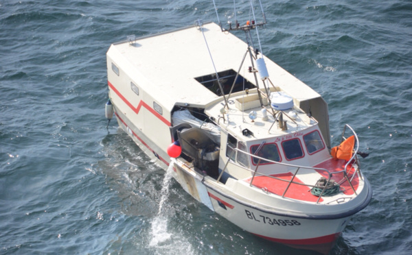 Un chalutier, La P’tite Chloé, victime d'une voie d'eau au large de Dieppe 