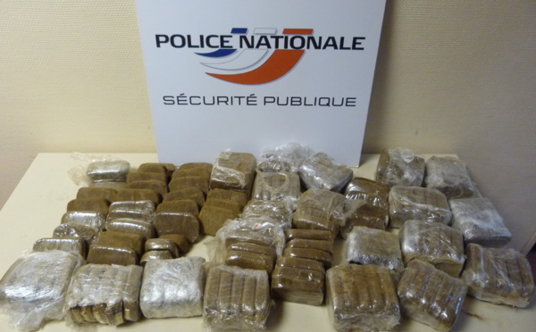 Près de 12 kg de résine de cannabis dans l'armoire de sa chambre à Saint-Etienne-du-Rouvray