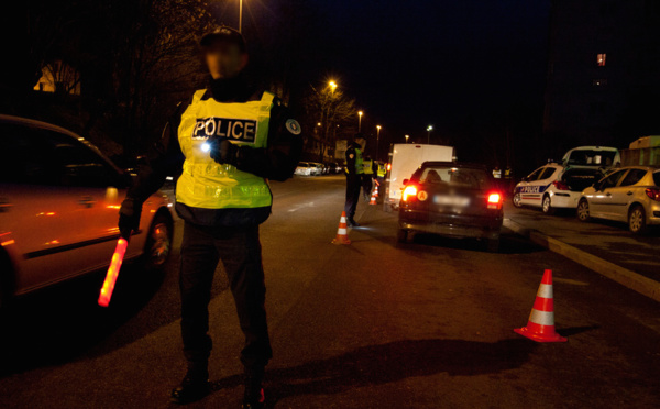 La conductrice de 20 ans avait un taux d'alcoolémie supérieur à 2 g : elle est placée en dégrisement