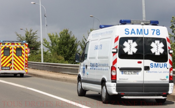 Yvelines : la voiture percute un poteau à Mantes-la-Jolie, un passager est grièvement blessé