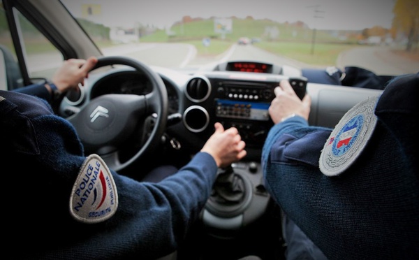 Grand-Couronne : à 15 ans, il est arrêté au volant de la voiture du père d'un copain