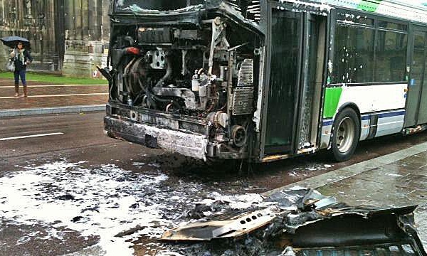 Le Havre : un bus vide prend feu en roulant