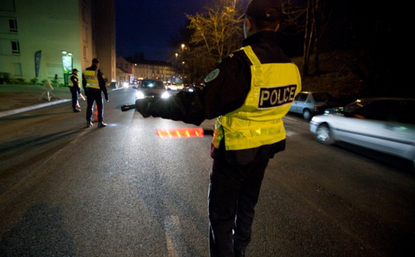 Le Havre : ivre et sans permis, la jeune femme insulte et menace de mort les policiers