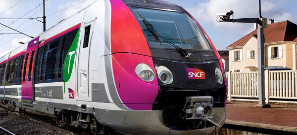 Un habitant des Andelys (Eure) brise 16 vitres d'un train : il est interpellé dans les Yvelines