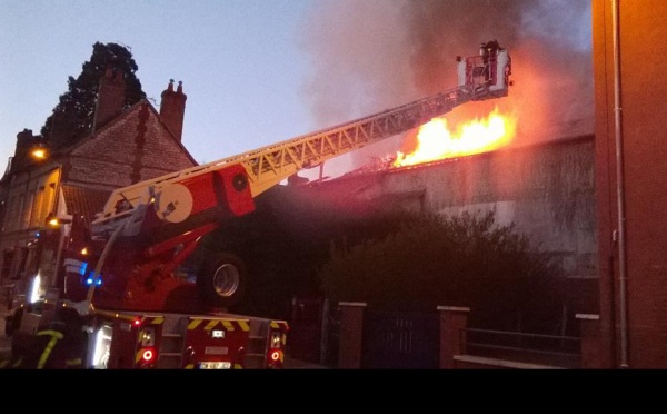 Elbeuf : un homme de 80 ans intoxiqué dans l'incendie de son immeuble ce matin