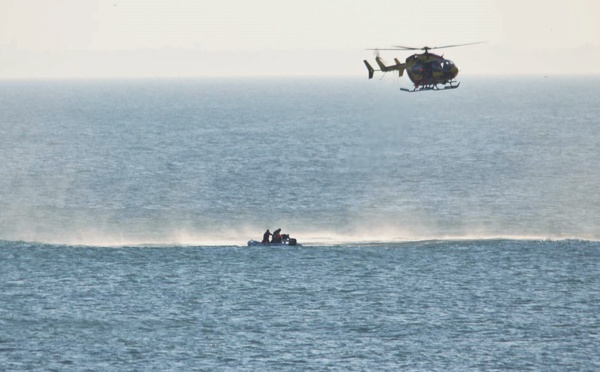 Leur voilier chavire : 4 naufragés de la même famille sauvés au large des côtes de la Manche