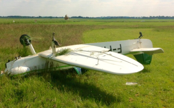 Eure : l'avion de tourisme se retourne à l'atterrisage sur la piste d'Etrépagny