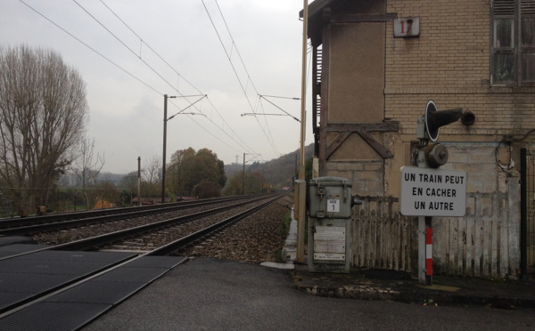 Yvelines : un homme écrasé par un train sur la ligne Plaisir - Paris, ce matin