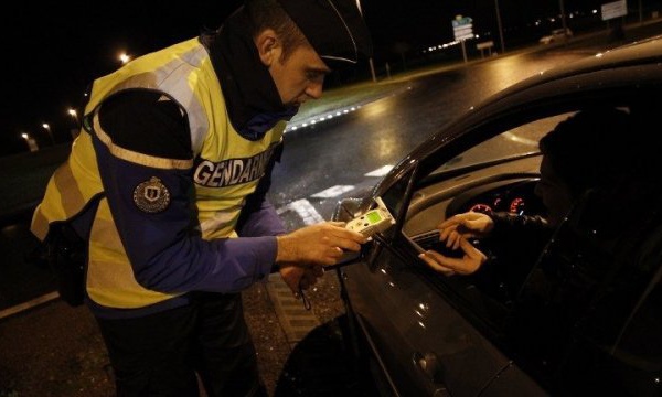 Bernay. Il vient à la gendarmerie en état d'ivresse