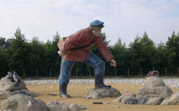 La statue du pêcheur à pied d'Octeville-sur-Mer vandalisée par des inconnus 