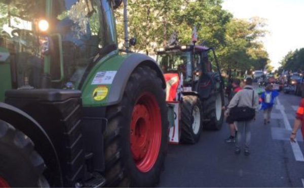 Les tracteurs sont dans Paris !