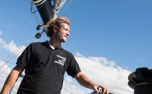 Transat Jacques Vabre : le versaillais Eric Bellion au départ dimanche au Havre