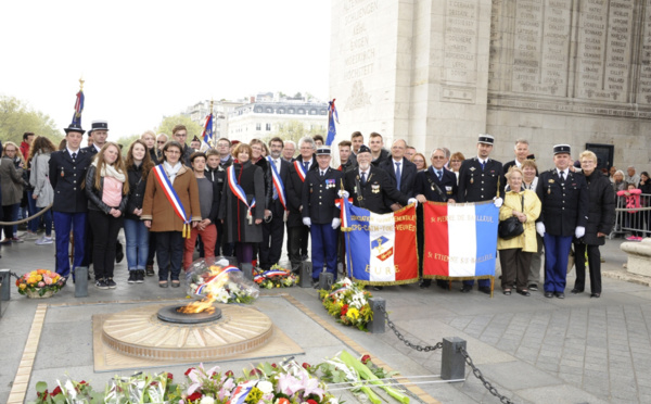 Gaillon : gendarmes et lycéens réunis autour du devoir de mémoire 