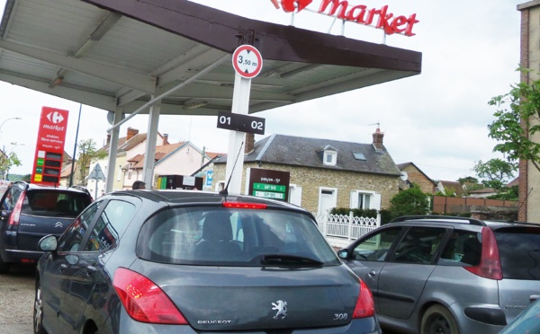 Pénurie de carburant : 30 litres par véhicule dans l'Eure, décide le préfet