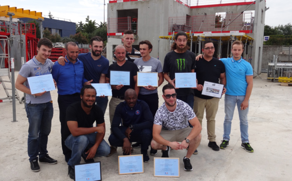 Remise de diplômes et d'attestations au centre de formation Vinci Construction