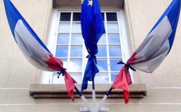 Minute de silence à la Préfecture de Seine-Maritime à la mémoire des victimes de l'attentat de Nice