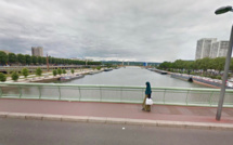 Rouen : un homme tombé dans la Seine du pont Jeanne d'Arc secouru par les plongeurs des pompiers 