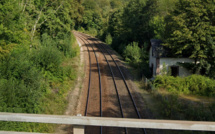 Seine-Maritime : l'octogénaire se jette sous un train après le décès accidentel de son épouse sous ses yeux