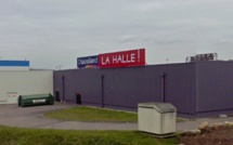 Tourville-la-Rivière : des malfaiteurs s'attaquent à la Halle avec une voiture bélier 